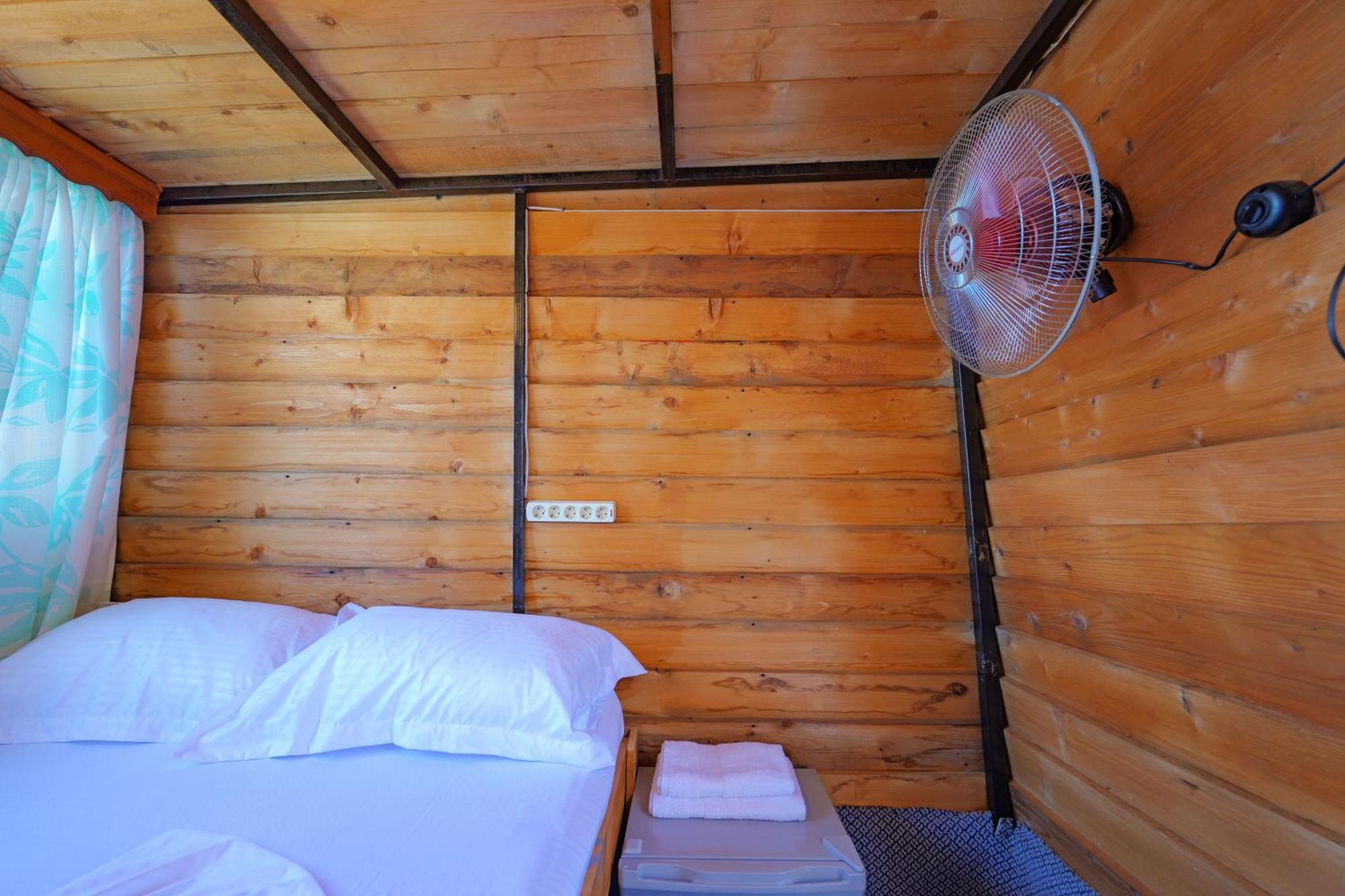 Vila Fjona Sarandë Exteriör bild